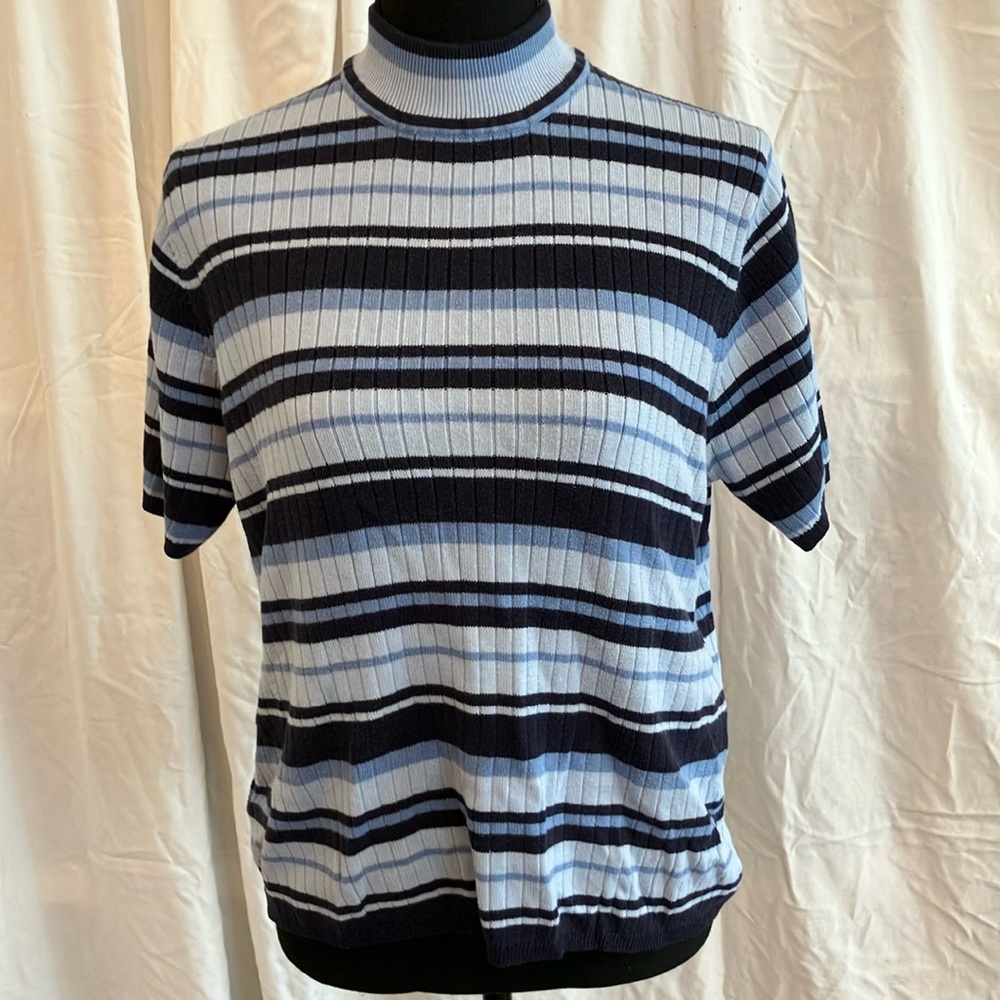 Vintage ribbed, striped, mock turtleneck short sleeve pullover sweater